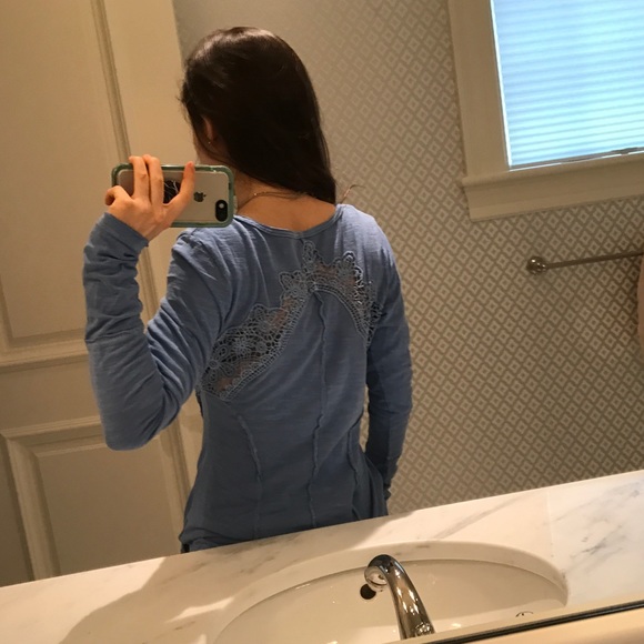 Long sleeve detailed blue shirt - Picture 4 of 5